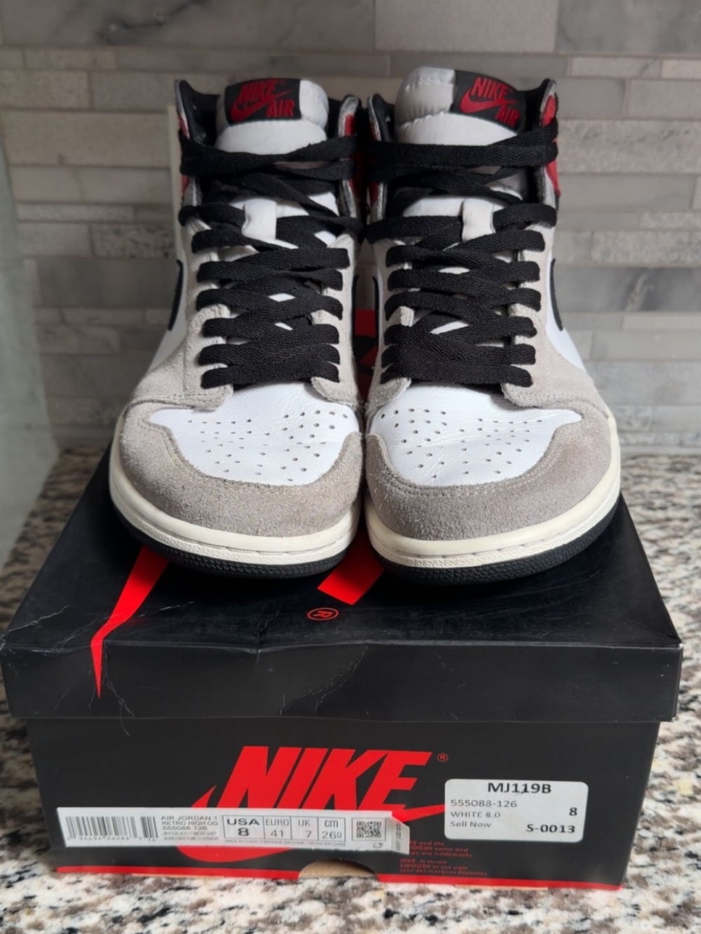 Nike Air Jordan 1 Mid - White/Gray/Black/Red